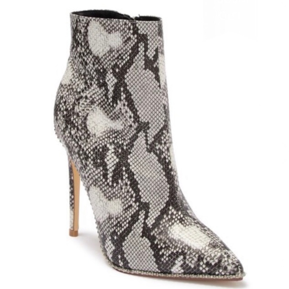 NEW Catherine Malandrino Lena Studded Vegan Boots